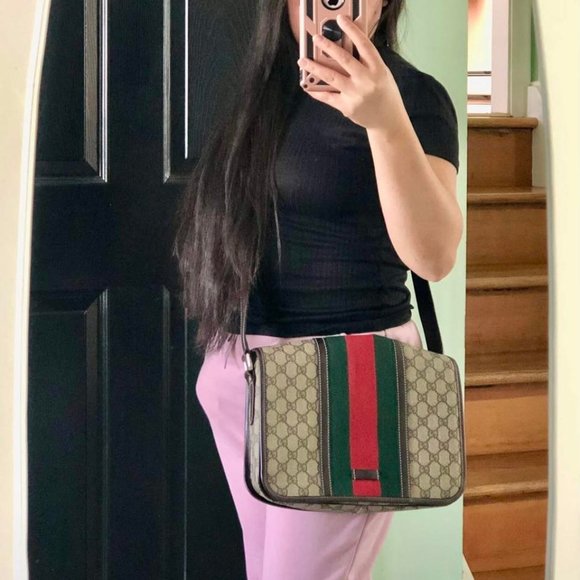 Gucci Handbags - ❤️SOLD❤️